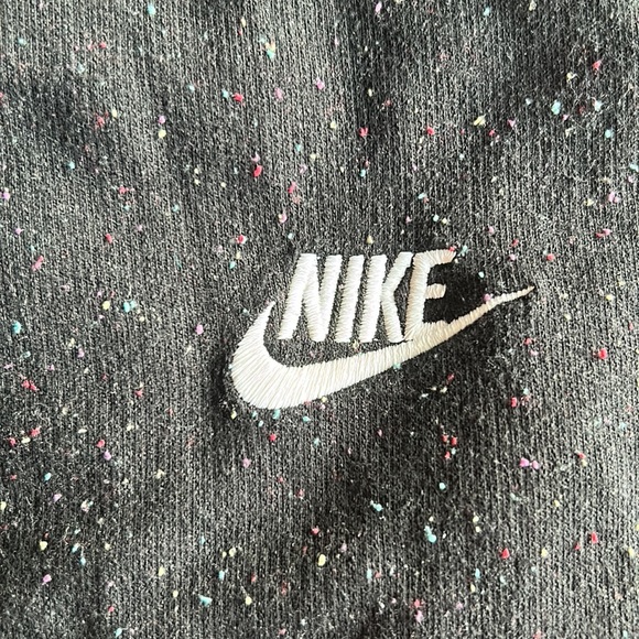 Nike capri sweatpants - Picture 2 of 4